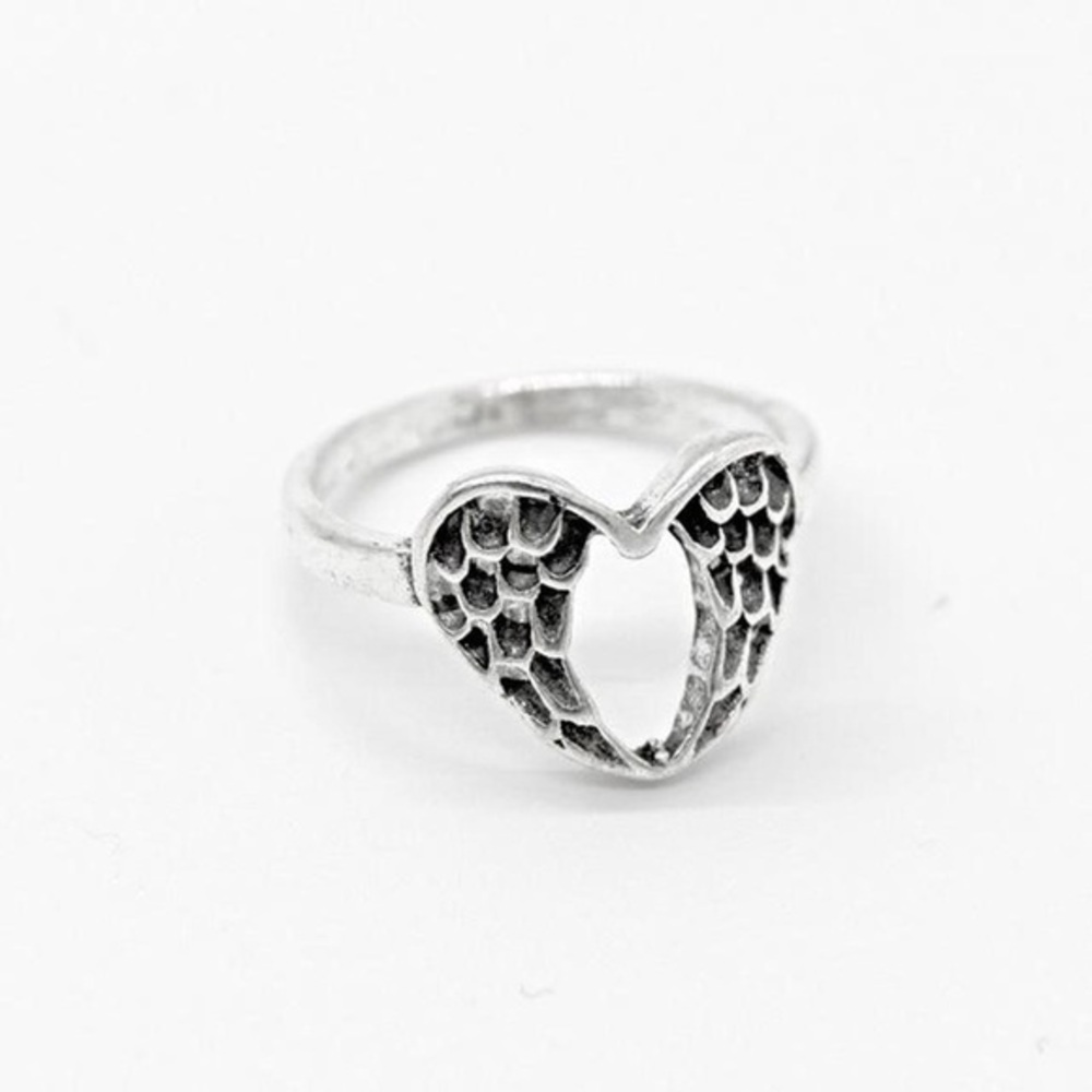 Gothic Angel Wings Ring